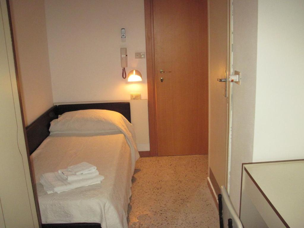 Hotel Tv Rimini Exteriör bild