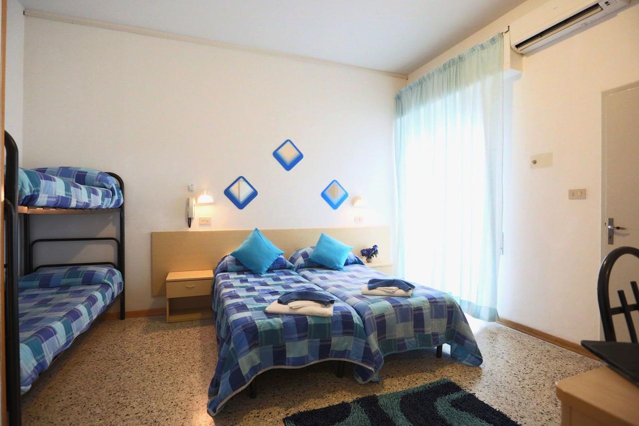 Hotel Tv Rimini Exteriör bild